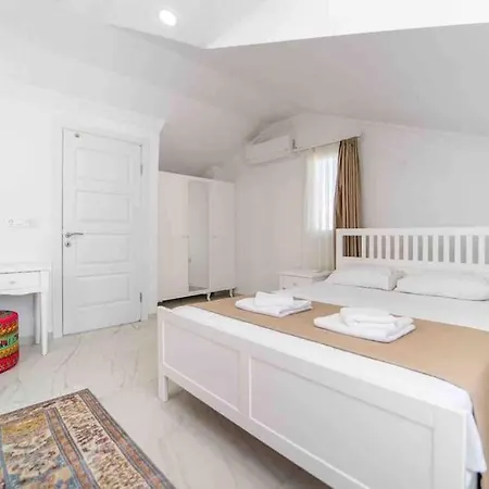 Hotel Oeluedeniz,hisaroenue Mevkisi Havuzlu Muestakil *