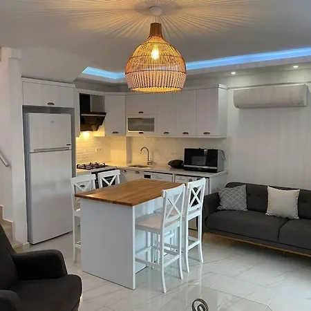 Hotel Oeluedeniz,hisaroenue Mevkisi Havuzlu Muestakil *