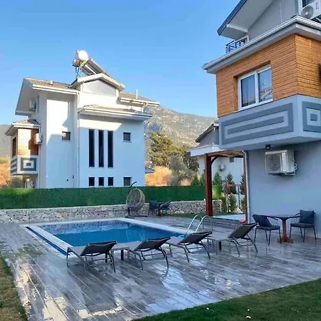 Oeluedeniz,hisaroenue Mevkisi Havuzlu Muestakil Hotel Fethiye
