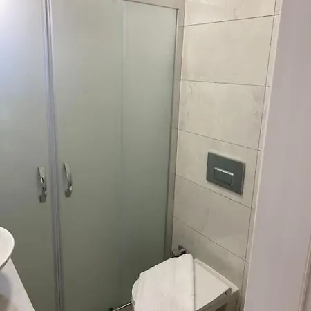 Oeluedeniz,hisaroenue Mevkisi Havuzlu Muestakil Hotel